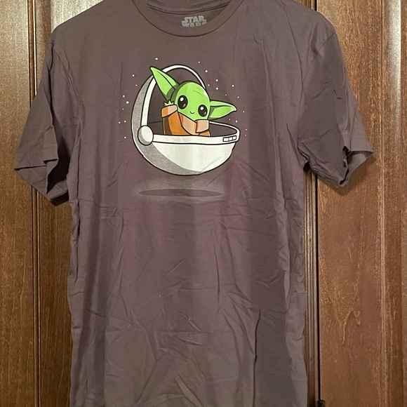 Baby Yoda T-shirt